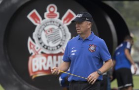 Durante o treino desta manh no CT Joaquim Grava, Parque Ecolgico do Tiete, zona leste de So Paulo. O prximo jogo da equipe ser domingo, dia 16/03, contra a Penapolense, no estdio Tenente Carrio, vlido pela 14 rodada do Campeonato Paulista 2014