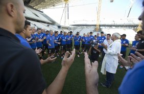 Durante o primeiro treino esta manh na Arena Corinthians, zona leste de So Paulo. O prximo jogo da equipe ser amanh, domingo, dia 16/03, contra a Penapolense, no estdio Tenente Carrio, vlido pela 14 rodada do Campeonato Paulista 2014