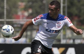 Durante o treino desta manh no CT Joaquim Grava, Parque Ecolgico do Tiete, zona leste de So Paulo. O prximo jogo da equipe ser quarta-feira, dia 19/03, contra o Bahia de Feira de Santana, jogo de ida vlido pela Copa do Brasil 2014