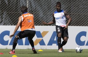 Durante o treino desta manh no CT Joaquim Grava, Parque Ecolgico do Tiete, zona leste de So Paulo. O prximo jogo da equipe ser quarta-feira, dia 19/03, contra o Bahia de Feira de Santana, jogo de ida vlido pela Copa do Brasil 2014