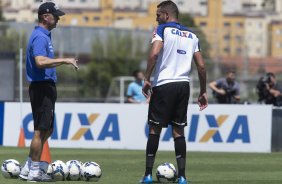 Durante o treino desta manh no CT Joaquim Grava, Parque Ecolgico do Tiete, zona leste de So Paulo. O prximo jogo da equipe ser quarta-feira, dia 19/03, contra o Bahia de Feira de Santana, jogo de ida vlido pela Copa do Brasil 2014