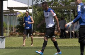 Durante o treino desta manh no CT Joaquim Grava, Parque Ecolgico do Tiete, zona leste de So Paulo. O prximo jogo da equipe ser quarta-feira, dia 19/03, contra o Bahia de Feira de Santana, jogo de ida vlido pela Copa do Brasil 2014