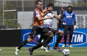 Durante o treino desta manh no CT Joaquim Grava, Parque Ecolgico do Tiete, zona leste de So Paulo. O prximo jogo da equipe ser quarta-feira, dia 19/03, contra o Bahia de Feira de Santana, jogo de ida vlido pela Copa do Brasil 2014