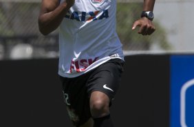 Durante o treino desta manh no CT Joaquim Grava, Parque Ecolgico do Tiete, zona leste de So Paulo. O prximo jogo da equipe ser quarta-feira, dia 19/03, contra o Bahia de Feira de Santana, jogo de ida vlido pela Copa do Brasil 2014