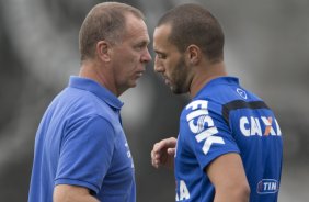 Durante o treino desta tarde no CT Joaquim Grava, Parque Ecolgico do Tiete, zona leste de So Paulo. O prximo jogo da equipe ser domingo, dia 23/03, contra o Atltico de Sorocaba, no Pacaembu, vlido pela 15 rodada, a ltima, do Campeonato Paulista de 2014