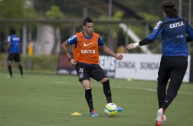 Durante o treino desta tarde no CT Joaquim Grava, Parque Ecolgico do Tiete, zona leste de So Paulo. O prximo jogo da equipe ser domingo, dia 23/03, contra o Atltico de Sorocaba, no Pacaembu, vlido pela 15 rodada, a ltima, do Campeonato Paulista de 2014
