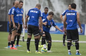 Durante o treino desta tarde no CT Joaquim Grava, Parque Ecolgico do Tiete, zona leste de So Paulo. O prximo jogo da equipe ser domingo, dia 23/03, contra o Atltico de Sorocaba, no Pacaembu, vlido pela 15 rodada, a ltima, do Campeonato Paulista de 2014