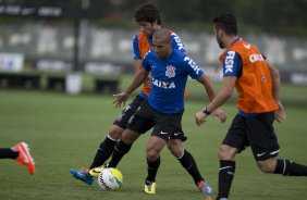 Durante o treino desta tarde no CT Joaquim Grava, Parque Ecolgico do Tiete, zona leste de So Paulo. O prximo jogo da equipe ser domingo, dia 23/03, contra o Atltico de Sorocaba, no Pacaembu, vlido pela 15 rodada, a ltima, do Campeonato Paulista de 2014