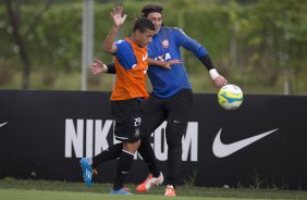 Durante o treino desta tarde no CT Joaquim Grava, Parque Ecolgico do Tiete, zona leste de So Paulo. O prximo jogo da equipe ser domingo, dia 23/03, contra o Atltico de Sorocaba, no Pacaembu, vlido pela 15 rodada, a ltima, do Campeonato Paulista de 2014