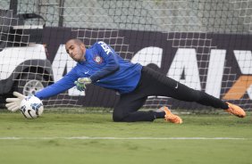 Durante o treino desta tarde no CT Joaquim Grava, Parque Ecolgico do Tiete, zona leste de So Paulo. O prximo jogo da equipe ser dia 20/04, contra o Atltico MIneiro, vlido pela 1 rodada do Campeonato Brasileiro de 2014