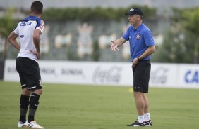 Durante o treino desta tarde no CT Joaquim Grava, Parque Ecolgico do Tiete, zona leste de So Paulo. O prximo jogo da equipe ser dia 20/04, contra o Atltico MIneiro, vlido pela 1 rodada do Campeonato Brasileiro de 2014