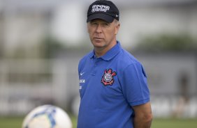 Durante o treino desta tarde no CT Joaquim Grava, Parque Ecolgico do Tiete, zona leste de So Paulo. O prximo jogo da equipe ser dia 20/04, contra o Atltico MIneiro, vlido pela 1 rodada do Campeonato Brasileiro de 2014