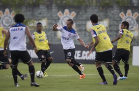 Durante o treino desta tarde no CT Joaquim Grava, Parque Ecolgico do Tiete, zona leste de So Paulo. O prximo jogo da equipe ser dia 20/04, contra o Atltico MIneiro, vlido pela 1 rodada do Campeonato Brasileiro de 2014