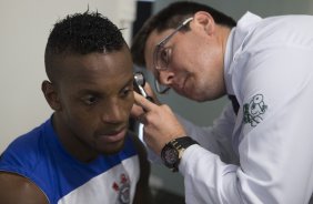 Durante o treino desta tarde no CT Joaquim Grava, Parque Ecolgico do Tiete, zona leste de So Paulo. O prximo jogo da equipe ser dia 20/04, contra o Atltico MIneiro, vlido pela 1 rodada do Campeonato Brasileiro de 2014