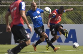 Durante o treino desta manh no CT Joaquim Grava, Parque Ecolgico do Tiete, zona leste de So Paulo. O prximo jogo da equipe ser dia 20/04, contra o Atltico MIneiro, vlido pela 1 rodada do Campeonato Brasileiro de 2014