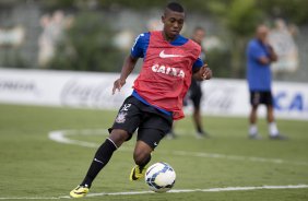 Durante o treino desta manh no CT Joaquim Grava, Parque Ecolgico do Tiete, zona leste de So Paulo. O prximo jogo da equipe ser dia 20/04, contra o Atltico MIneiro, vlido pela 1 rodada do Campeonato Brasileiro de 2014