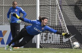 Durante o treino desta manh no CT Joaquim Grava, Parque Ecolgico do Tiete, zona leste de So Paulo. O prximo jogo da equipe ser dia 20/04, contra o Atltico MIneiro, vlido pela 1 rodada do Campeonato Brasileiro de 2014