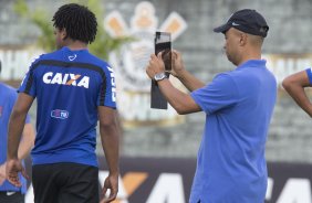 Durante o treino desta manh no CT Joaquim Grava, Parque Ecolgico do Tiete, zona leste de So Paulo. O prximo jogo da equipe ser dia 20/04, contra o Atltico MIneiro, vlido pela 1 rodada do Campeonato Brasileiro de 2014