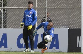 Durante o treino desta manh no CT Joaquim Grava, Parque Ecolgico do Tiete, zona leste de So Paulo. O prximo jogo da equipe ser dia 20/04, contra o Atltico MIneiro, vlido pela 1 rodada do Campeonato Brasileiro de 2014