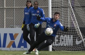 Durante o treino desta manh no CT Joaquim Grava, Parque Ecolgico do Tiete, zona leste de So Paulo. O prximo jogo da equipe ser dia 20/04, contra o Atltico MIneiro, vlido pela 1 rodada do Campeonato Brasileiro de 2014