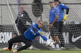 Durante o treino desta manh no CT Joaquim Grava, Parque Ecolgico do Tiete, zona leste de So Paulo. O prximo jogo da equipe ser dia 20/04, contra o Atltico MIneiro, vlido pela 1 rodada do Campeonato Brasileiro de 2014