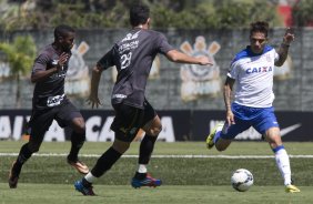 Durante o jogo treino contra a Ponte Preta, de Campinas, esta manh no CT Joaquim Grava, Parque Ecolgico do Tiete, zona leste de So Paulo. O prximo jogo da equipe ser dia 20/04, contra o Atltico MIneiro, vlido pela 1 rodada do Campeonato Brasileiro de 2014