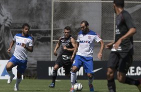 Durante o jogo treino contra a Ponte Preta, de Campinas, esta manhã no CT Joaquim Grava, Parque Ecológico do Tiete, zona leste de São Paulo. O próximo jogo da equipe será dia 20/04, contra o Atlético MIneiro, válido pela 1ª rodada do Campeonato Brasileiro de 2014