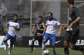 Durante o jogo treino contra a Ponte Preta, de Campinas, esta manh no CT Joaquim Grava, Parque Ecolgico do Tiete, zona leste de So Paulo. O prximo jogo da equipe ser dia 20/04, contra o Atltico MIneiro, vlido pela 1 rodada do Campeonato Brasileiro de 2014