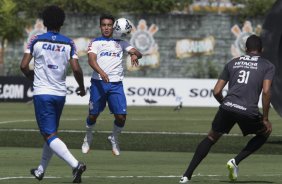 Durante o jogo treino contra a Ponte Preta, de Campinas, esta manh no CT Joaquim Grava, Parque Ecolgico do Tiete, zona leste de So Paulo. O prximo jogo da equipe ser dia 20/04, contra o Atltico MIneiro, vlido pela 1 rodada do Campeonato Brasileiro de 2014