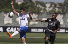 Durante o jogo treino contra a Ponte Preta, de Campinas, esta manhã no CT Joaquim Grava, Parque Ecológico do Tiete, zona leste de São Paulo. O próximo jogo da equipe será dia 20/04, contra o Atlético MIneiro, válido pela 1ª rodada do Campeonato Brasileiro de 2014