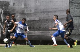 Durante o jogo treino contra a Ponte Preta, de Campinas, esta manh no CT Joaquim Grava, Parque Ecolgico do Tiete, zona leste de So Paulo. O prximo jogo da equipe ser dia 20/04, contra o Atltico MIneiro, vlido pela 1 rodada do Campeonato Brasileiro de 2014