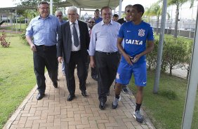 Elias foi apresentado hoje pelo diretor de futebol Ronaldo Ximenes, aps o treino desta manh no CT Joaquim Grava, Parque Ecolgico do Tiete, zona leste de So Paulo. O prximo jogo da equipe ser dia 20/04, contra o Atltico MIneiro, em Uberlandia/MG, vlido pela 1 rodada do Campeonato Brasileiro de 2014