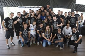 Elias participa de evento do Socio Torcedor antes do treino desta manh no CT Joaquim Grava, Parque Ecolgico do Tiete, zona leste de So Paulo. O prximo jogo da equipe ser dia 20/04, contra o Atltico MIneiro, em Uberlandia/MG, vlido pela 1 rodada do Campeonato Brasileiro de 2014