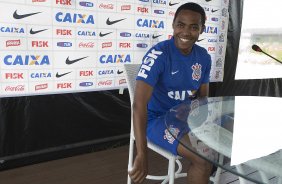 Elias participa de evento do Socio Torcedor antes do treino desta manh no CT Joaquim Grava, Parque Ecolgico do Tiete, zona leste de So Paulo. O prximo jogo da equipe ser dia 20/04, contra o Atltico MIneiro, em Uberlandia/MG, vlido pela 1 rodada do Campeonato Brasileiro de 2014