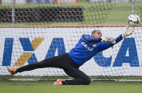 Durante o treino desta manh no CT Joaquim Grava, Parque Ecolgico do Tiete, zona leste de So Paulo. O prximo jogo da equipe ser dia 20/04, contra o Atltico MIneiro, em Uberlandia/MG, vlido pela 1 rodada do Campeonato Brasileiro de 2014