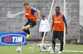 Durante o treino desta manh no CT Joaquim Grava, Parque Ecolgico do Tiete, zona leste de So Paulo. O prximo jogo da equipe ser dia 20/04, contra o Atltico MIneiro, em Uberlandia/MG, vlido pela 1 rodada do Campeonato Brasileiro de 2014