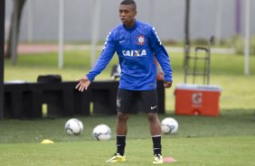 Durante o treino desta manh no CT Joaquim Grava, Parque Ecolgico do Tiete, zona leste de So Paulo. O prximo jogo da equipe ser dia 20/04, contra o Atltico MIneiro, em Uberlandia/MG, vlido pela 1 rodada do Campeonato Brasileiro de 2014