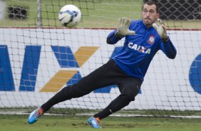 Durante o treino desta manh no CT Joaquim Grava, Parque Ecolgico do Tiete, zona leste de So Paulo. O prximo jogo da equipe ser dia 20/04, contra o Atltico MIneiro, em Uberlandia/MG, vlido pela 1 rodada do Campeonato Brasileiro de 2014