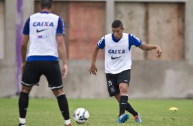 Durante o treino desta manh no CT Joaquim Grava, Parque Ecolgico do Tiete, zona leste de So Paulo. O prximo jogo da equipe ser dia 20/04, contra o Atltico MIneiro, em Uberlandia/MG, vlido pela 1 rodada do Campeonato Brasileiro de 2014