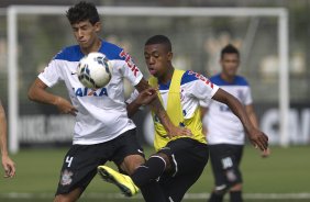 Durante o treino desta manh no CT Joaquim Grava, Parque Ecolgico do Tiete, zona leste de So Paulo. O prximo jogo da equipe ser domingo, dia 27/04, contra o Flamengo, no Pacaembu, vlido pela 2 rodada do Campeonato Brasileiro de 2014