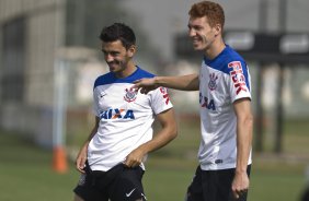 Durante o treino desta manh no CT Joaquim Grava, Parque Ecolgico do Tiete, zona leste de So Paulo. O prximo jogo da equipe ser domingo, dia 27/04, contra o Flamengo, no Pacaembu, vlido pela 2 rodada do Campeonato Brasileiro de 2014