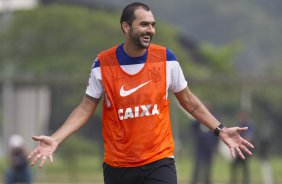 Durante o treino desta manh no CT Joaquim Grava, Parque Ecolgico do Tiete, zona leste de So Paulo. O prximo jogo da equipe ser domingo, dia 27/04, contra o Flamengo, no Pacaembu, vlido pela 2 rodada do Campeonato Brasileiro de 2014