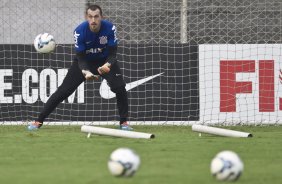 Durante o treino desta manh no CT Joaquim Grava, Parque Ecolgico do Tiete, zona leste de So Paulo. O prximo jogo da equipe ser domingo, dia 27/04, contra o Flamengo, no Pacaembu, vlido pela 2 rodada do Campeonato Brasileiro de 2014