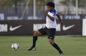 Durante o treino desta tarde no CT Joaquim Grava, Parque Ecolgico do Tiete, zona leste de So Paulo. O prximo jogo da equipe ser domingo, dia 27/04, contra o Flamengo, no Pacaembu, vlido pela 2 rodada do Campeonato Brasileiro de 2014