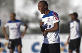 Durante o treino desta tarde no CT Joaquim Grava, Parque Ecolgico do Tiete, zona leste de So Paulo. O prximo jogo da equipe ser domingo, dia 27/04, contra o Flamengo, no Pacaembu, vlido pela 2 rodada do Campeonato Brasileiro de 2014