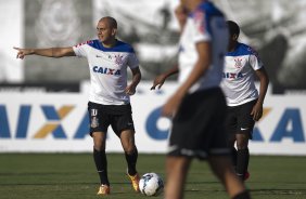 Durante o treino desta tarde no CT Joaquim Grava, Parque Ecolgico do Tiete, zona leste de So Paulo. O prximo jogo da equipe ser domingo, dia 27/04, contra o Flamengo, no Pacaembu, vlido pela 2 rodada do Campeonato Brasileiro de 2014