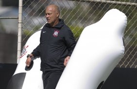 Durante o treino desta manh no CT Joaquim Grava, Parque Ecolgico do Tiete, zona leste de So Paulo. O prximo jogo da equipe ser amanh, domingo, dia 27/04, contra o Flamengo, no Pacaembu, vlido pela 2 rodada do Campeonato Brasileiro de 2014