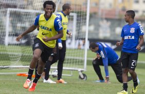 Durante o treino desta manh no CT Joaquim Grava, Parque Ecolgico do Tiete, zona leste de So Paulo. O prximo jogo da equipe ser amanh, domingo, dia 27/04, contra o Flamengo, no Pacaembu, vlido pela 2 rodada do Campeonato Brasileiro de 2014