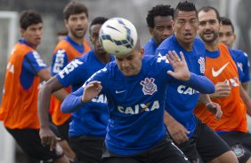 Durante o treino desta manh no CT Joaquim Grava, Parque Ecolgico do Tiete, zona leste de So Paulo. O prximo jogo da equipe ser amanh, domingo, dia 27/04, contra o Flamengo, no Pacaembu, vlido pela 2 rodada do Campeonato Brasileiro de 2014