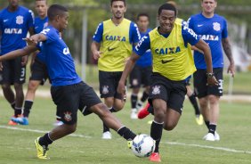 Durante o treino desta manh no CT Joaquim Grava, Parque Ecolgico do Tiete, zona leste de So Paulo. O prximo jogo da equipe ser amanh, domingo, dia 27/04, contra o Flamengo, no Pacaembu, vlido pela 2 rodada do Campeonato Brasileiro de 2014